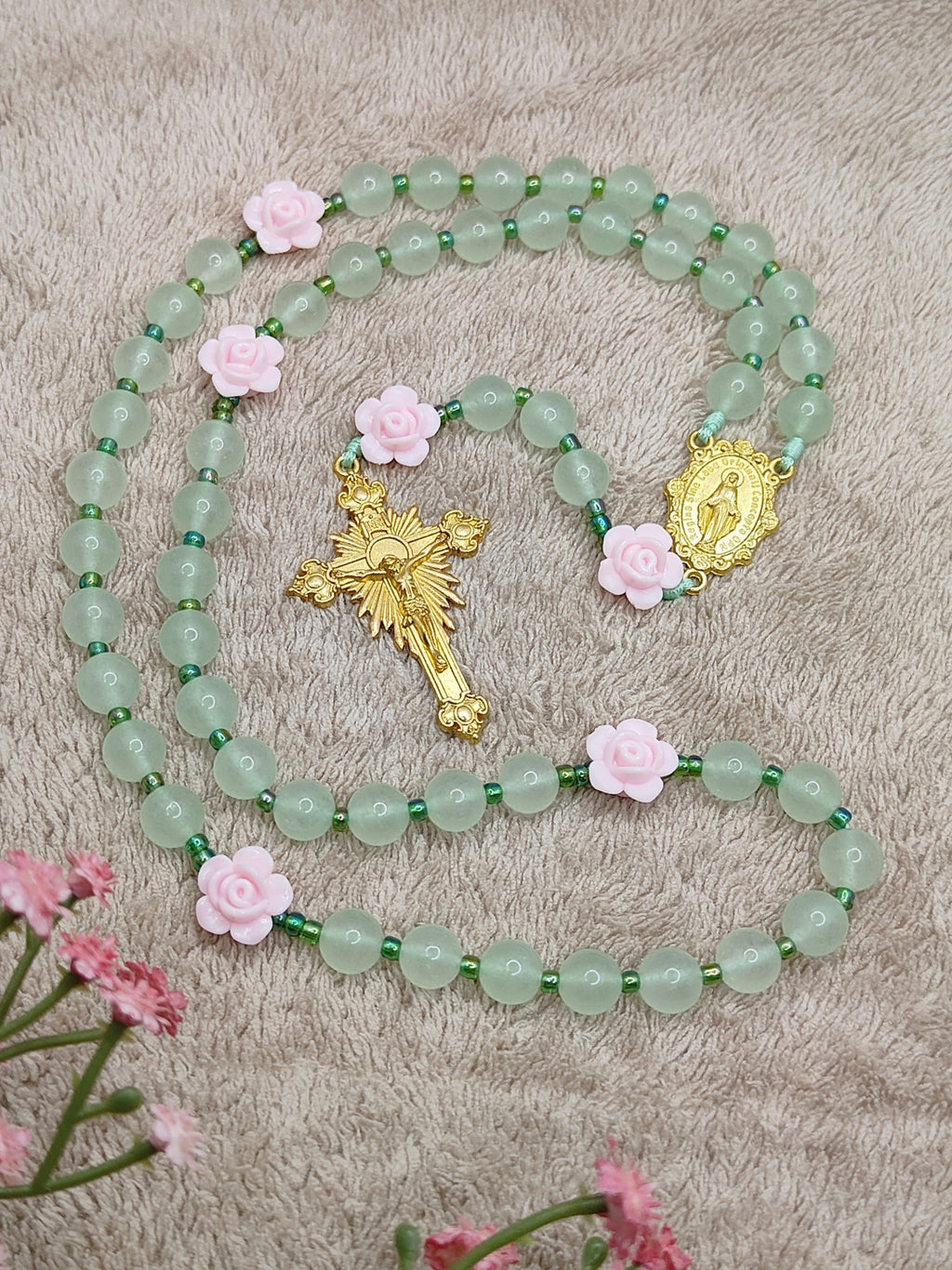Miraculous Medal Green Jade & Roses Spring Rosary