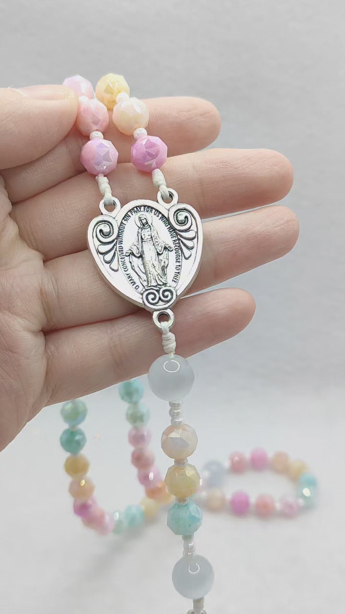 Miraculous Medal Joyful Glass with Cat Eye